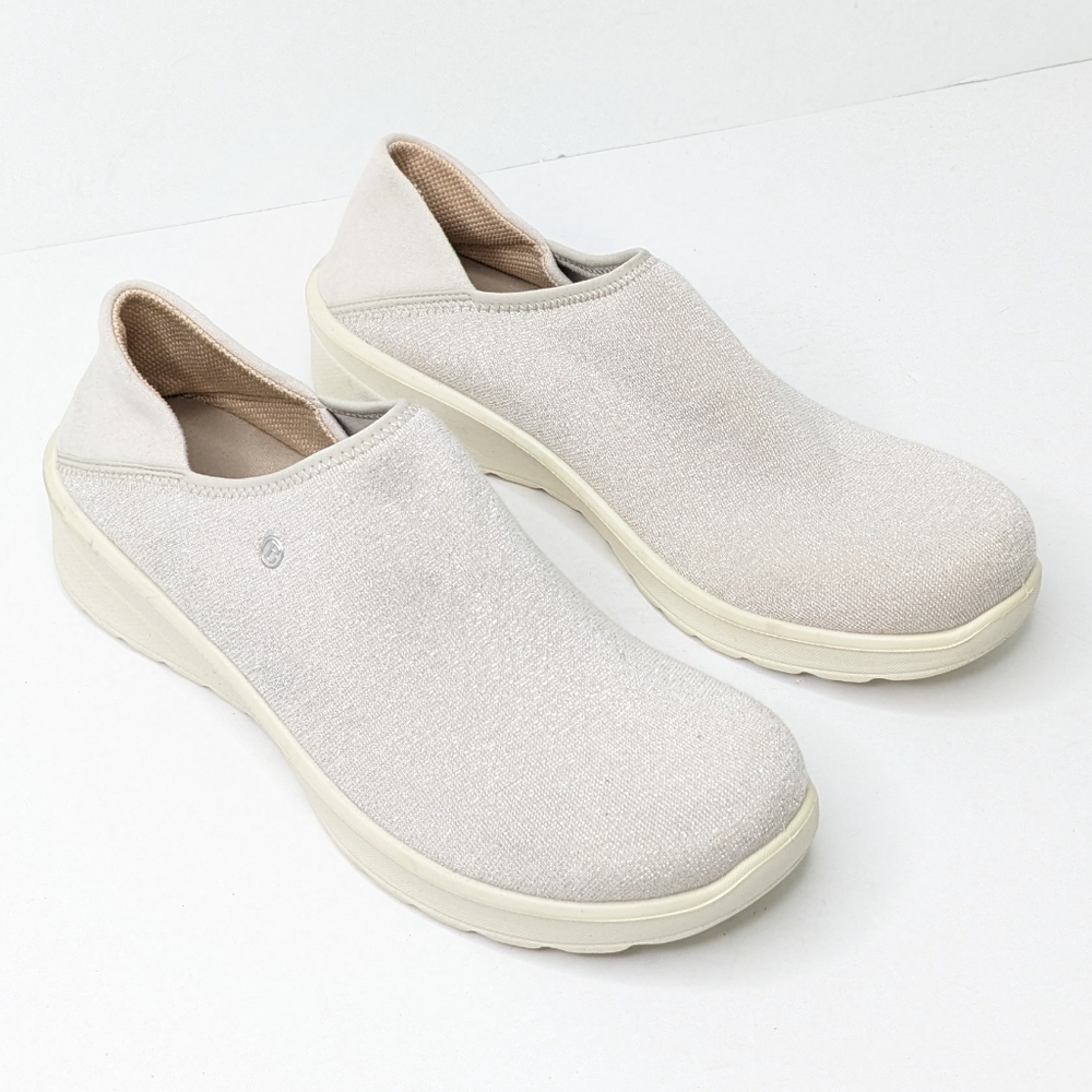 Bzees Getaway Slip-On Sneakers, Light Grey, Womens 9.5